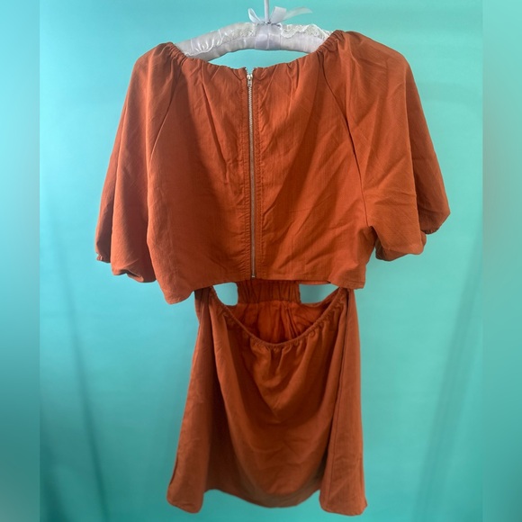 Burnt Orange Peep Hole Dress in L by Crescent - Picture 3 of 3